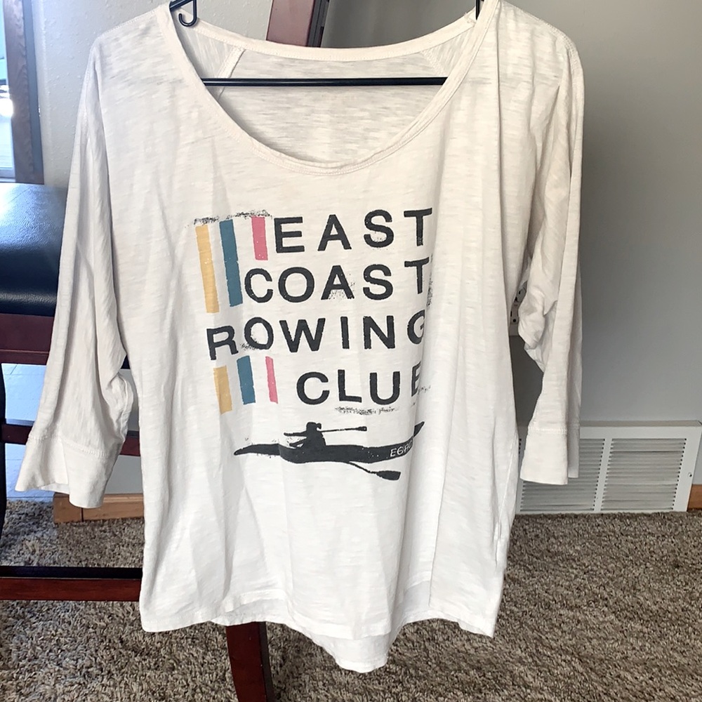 Women’s Top - Picture 2 of 10